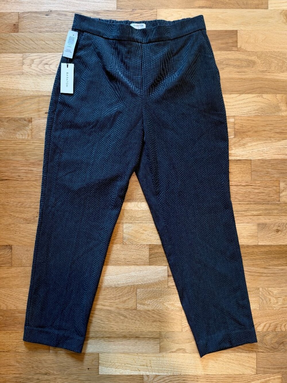 Aritzia Babaton Conan Trousers – Size 6 – Heather Charcoal